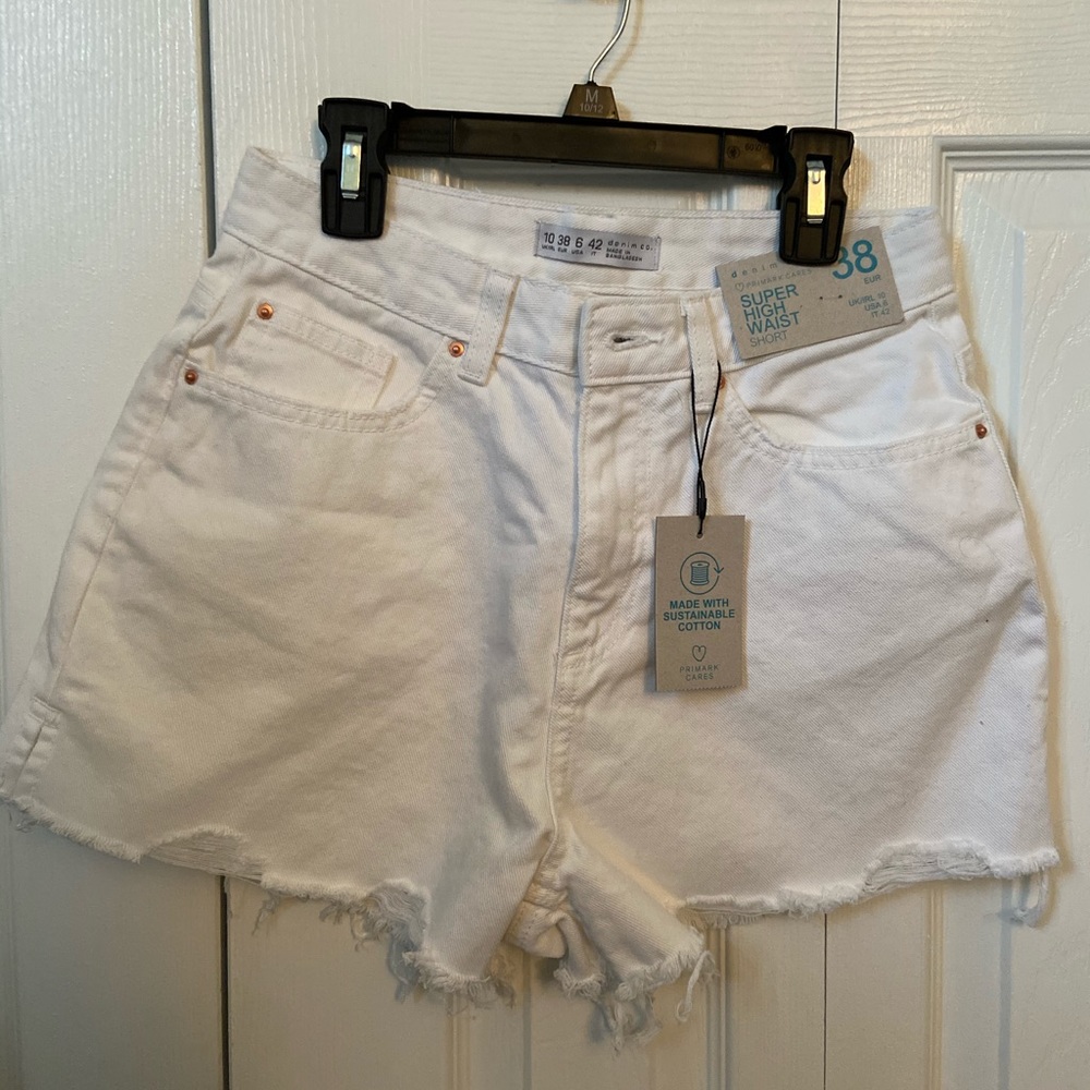 Super high waisted white shorts